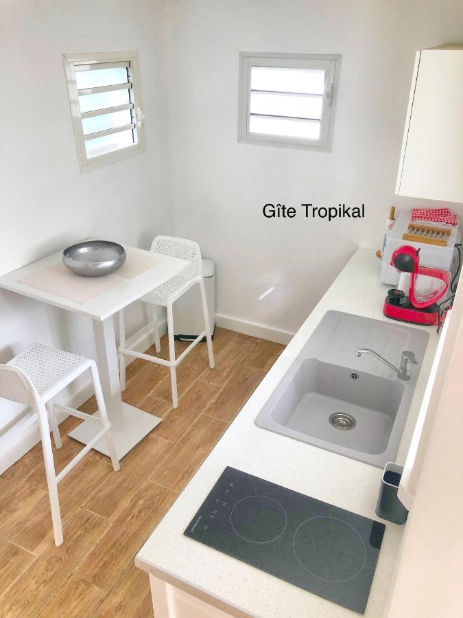 Residence O Coeur De Deshaies Appartements Exotik Et Tropikal ภายนอก รูปภาพ
